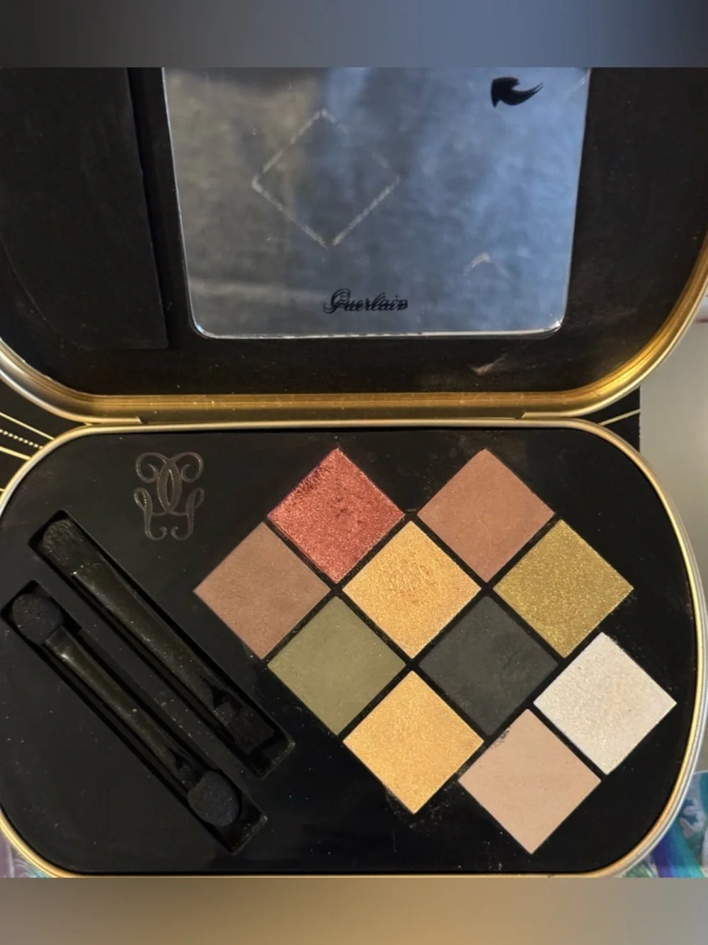 GUERLAIN Goldenland palette